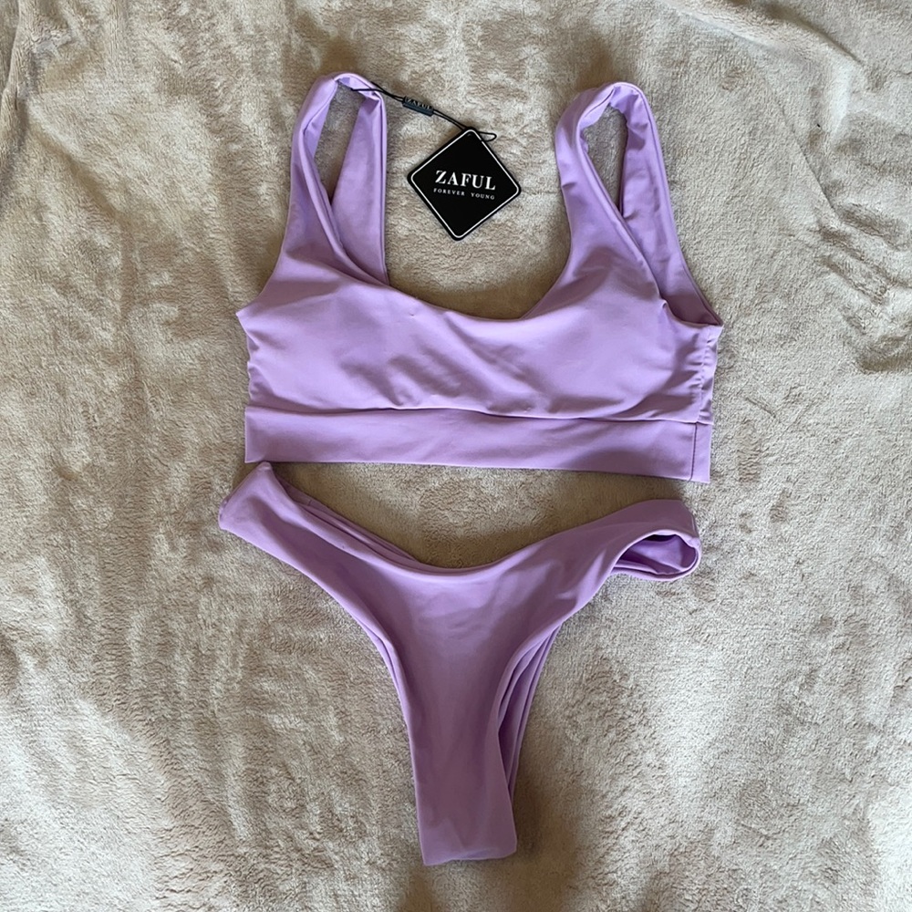 BNWT Lavender bikini
